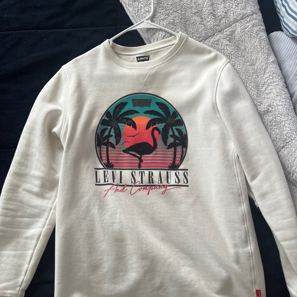 Levi Crew neck